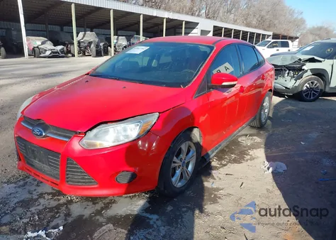 2013 Ford Focus Se z USA, uszkodzony, nr VIN 1FADP3F22DL245612